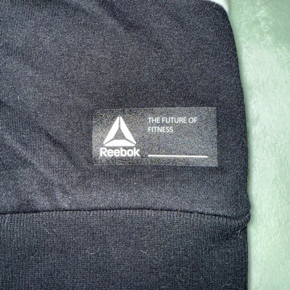 Reebok Boys Cewneck - Picture 3 of 5